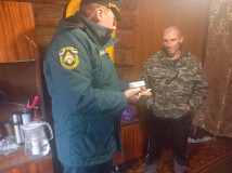 рейд по оценке противопожарного состояния мест фактического проживания многодетных семей, семей, находящихся в социально опасном положении - фото - 5