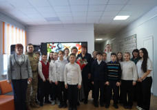 урок Мужества «Героями не рождаются» - фото - 10