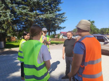 глава округа Ашот Егикян лично пообщался с трудоустроенными на лето ребятами - фото - 1